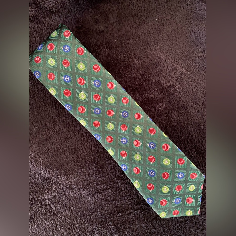 Holiday Traditions Christmas Ornament Silk Tie